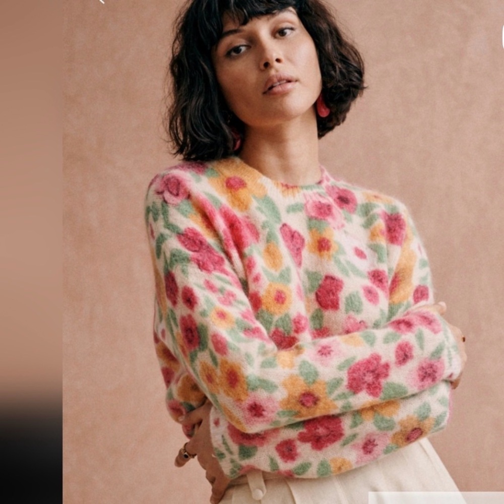 Sezane floral lila jumper size medium